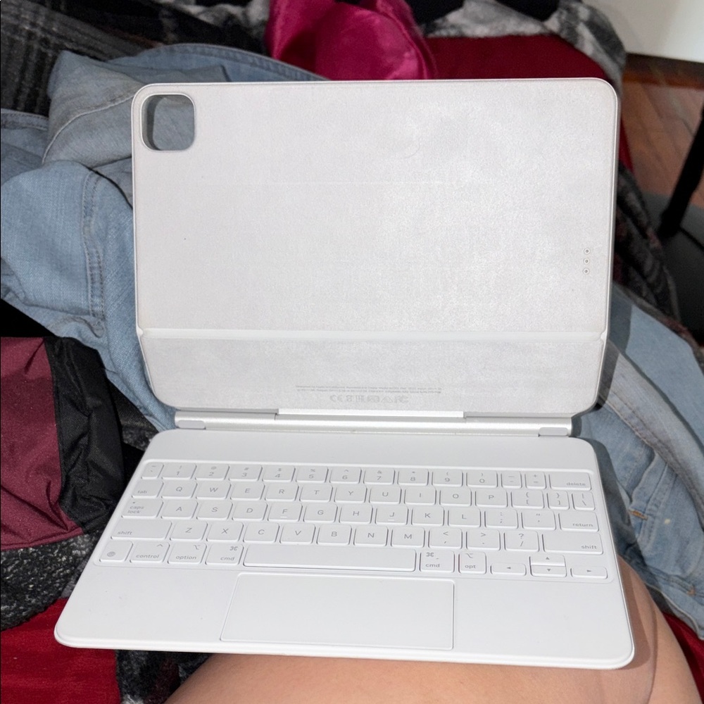 Apple Magic Keyboard iPad Air 11”